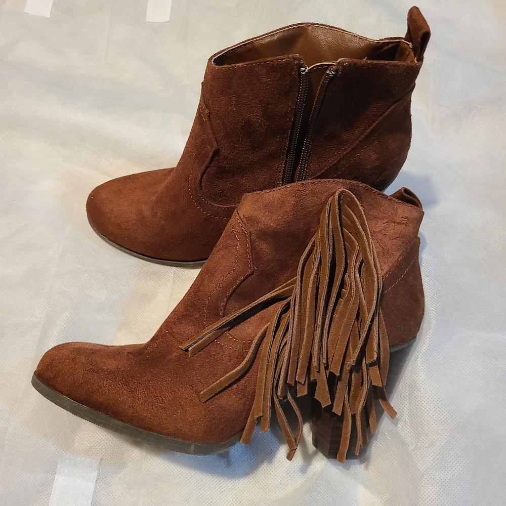 Madden Girl Women's Brown Booties Sz 8